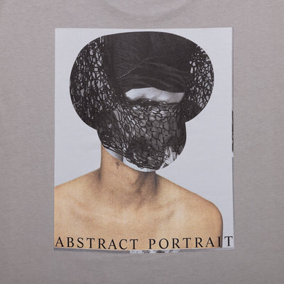 abstract portrait Tシャツ